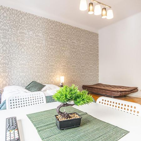 Friendly 2Br Apt- Near Rennweg & Belvedere Palace Apartment Viena Exterior foto
